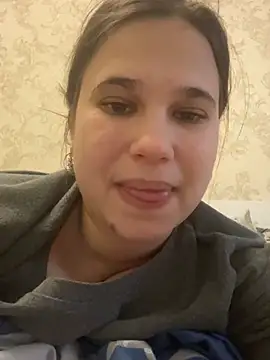 Snapshot of JaneLestur chatting on 02/14/25, 02:54 JaneLestur online show from 02/14/25, 02:54