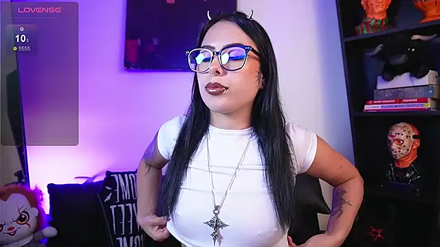 Melanie Nyx online show from 04/10/26, 02:07