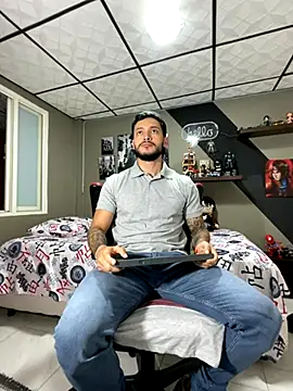 marcel crawford96 online show from 09/10/25, 01:21