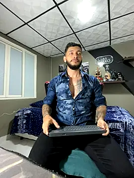 marcel crawford96 online show from 11/23/25, 12:37