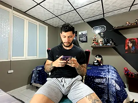 marcel crawford96 online show from 10/16/25, 01:41