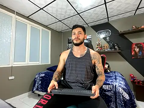 marcel crawford96 online show from 10/07/25, 03:13