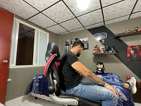 marcel crawford96 online show from 10/09/25, 03:01