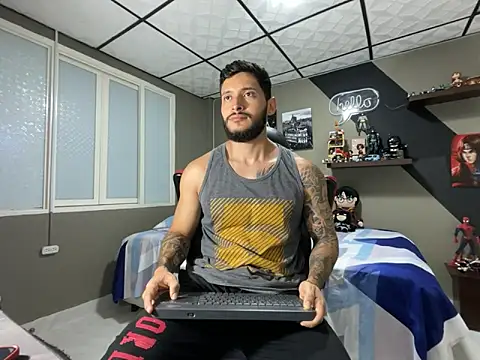 marcel crawford96 online show from 12/15/25, 11:27