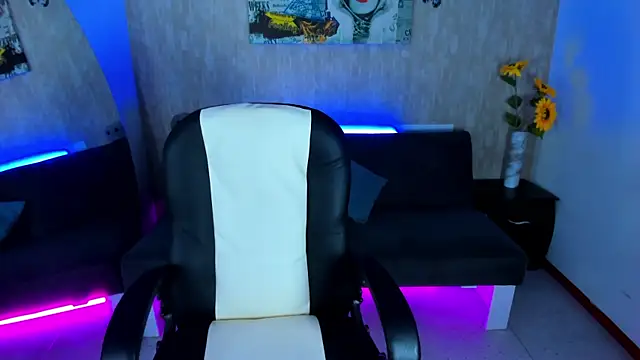 nova sex01 online show from 04/16/26, 09:15