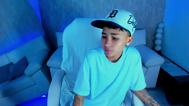 nova sex01 online show from 10/03/25, 05:20