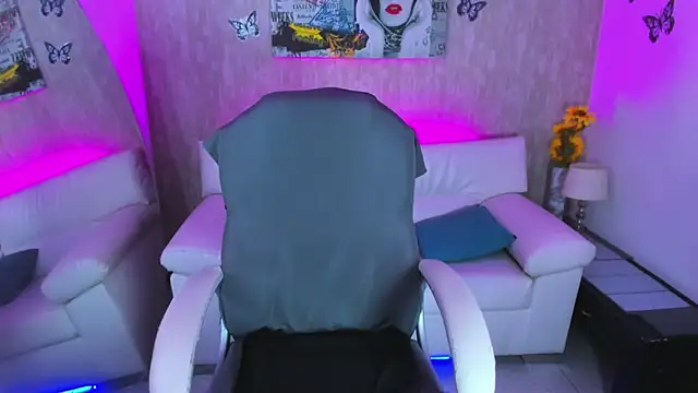 nova sex01 online show from 12/05/25, 04:44