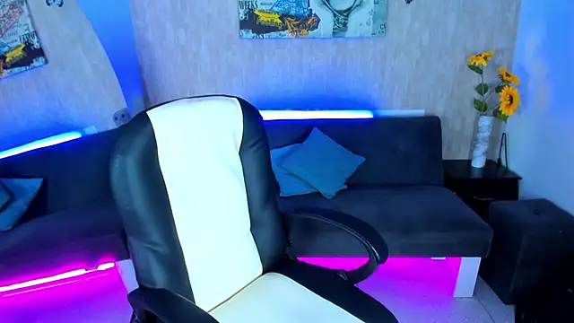 nova sex01 online show from 04/15/26, 07:58