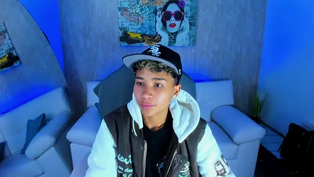 nova sex01 online show from 10/26/25, 06:03