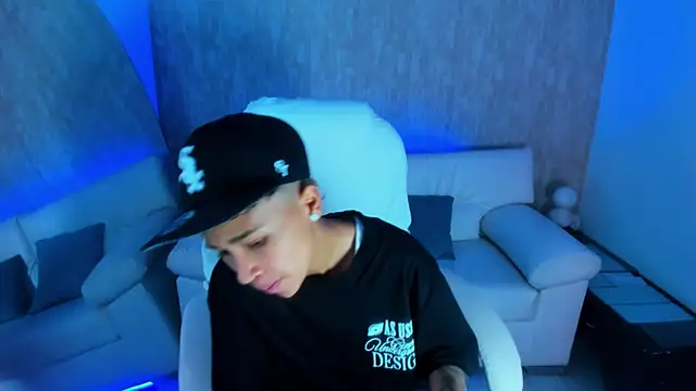 nova sex01 online show from 10/08/25, 05:09