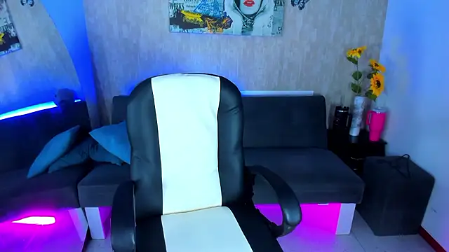 nova sex01 online show from 03/30/26, 08:32