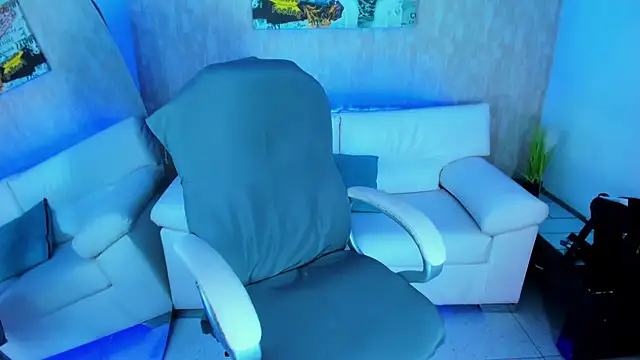 nova sex01 online show from 11/08/25, 05:33