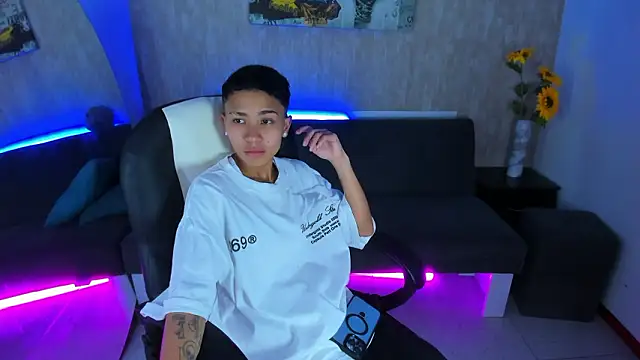 nova sex01 online show from 03/25/26, 09:03