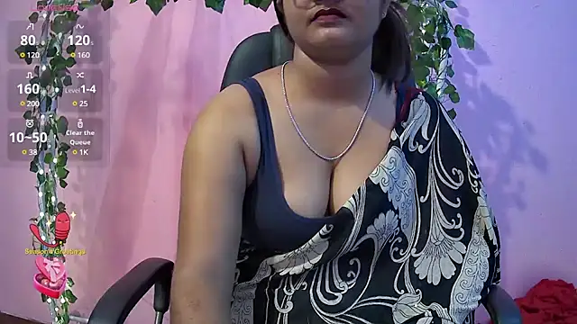 Snapshot of Pari-new chatting on 03/01/25, 04:26 Pari-new online show from 03/01/25, 04:26