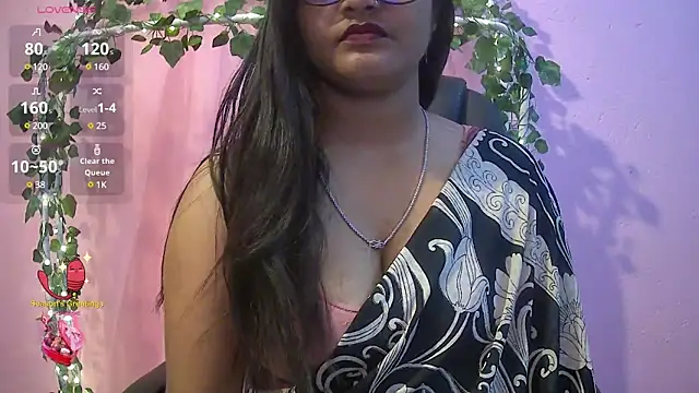 Snapshot of Pari-new chatting on 02/27/25, 04:35 Pari-new online show from 02/27/25, 04:35