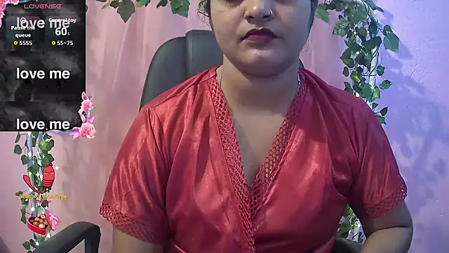 Snapshot of Pari-new chatting on 09/10/25, 04:33 Pari-new online show from 09/10/25, 04:33