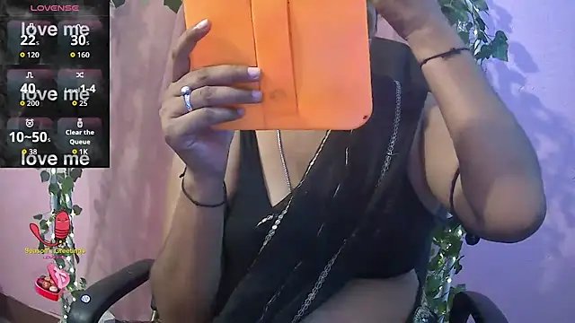 Snapshot of Pari-new chatting on 07/09/26, 04:13 Pari-new online show from 07/09/26, 04:13