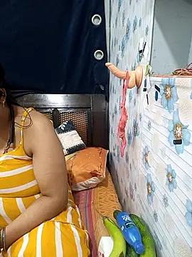 tina8th online show from 04/15/26, 04:22