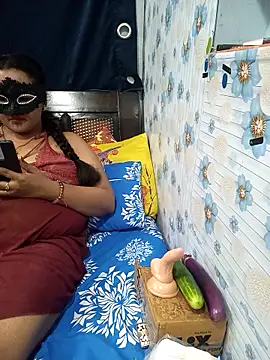 Snapshot of tina8th chatting on 11/29/25, 05:24 tina8th online show from 11/29/25, 05:24