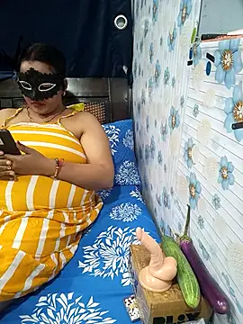 Snapshot of tina8th chatting on 11/27/25, 05:02 tina8th online show from 11/27/25, 05:02