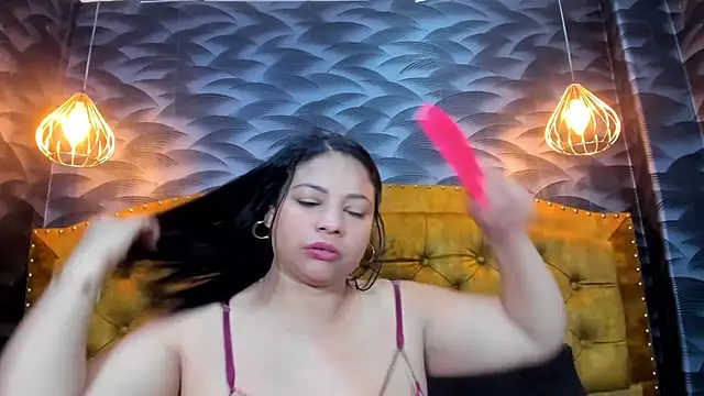 Snapshot of NahomiFireSex chatting on 05/04/26, 01:47 NahomiFireSex online show from 05/04/26, 01:47