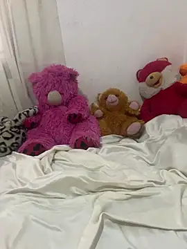 Jecy bee online show from 03/19/25, 03:41