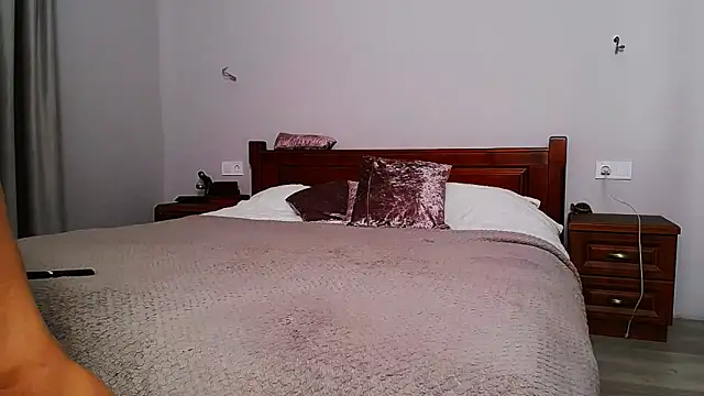 BLUEBLUE SKY online show from 09/30/25, 12:22