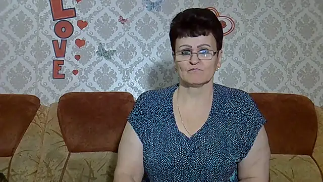 PaulaGolden online show from 10/01/25, 11:47