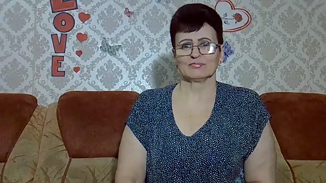 PaulaGolden online show from 12/22/25, 05:02