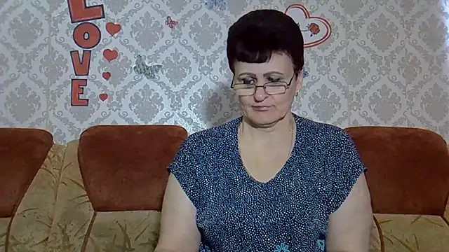 PaulaGolden online show from 10/18/25, 08:27