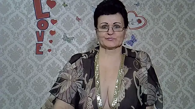 PaulaGolden online show from 01/28/25, 05:46