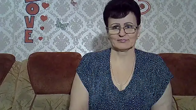 PaulaGolden online show from 12/02/25, 08:27