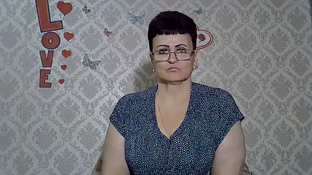 PaulaGolden online show from 09/09/25, 10:47