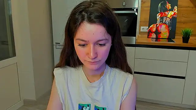 Snapshot of ameli_moon chatting on 01/03/25, 02:19 ameli moon online show from 01/03/25, 02:19