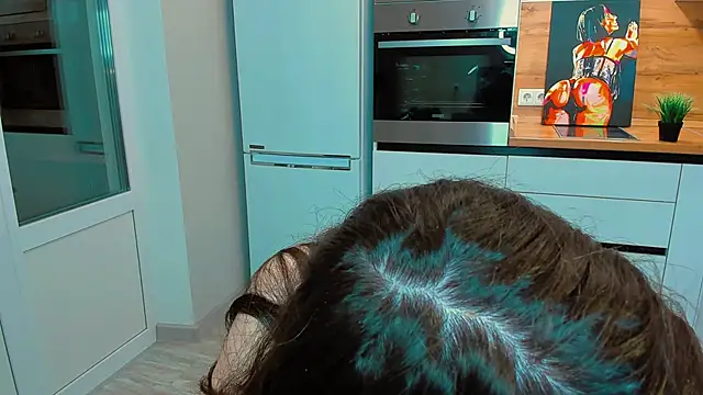 Snapshot of ameli_moon chatting on 12/14/24, 06:41 ameli moon online show from 12/14/24, 06:41