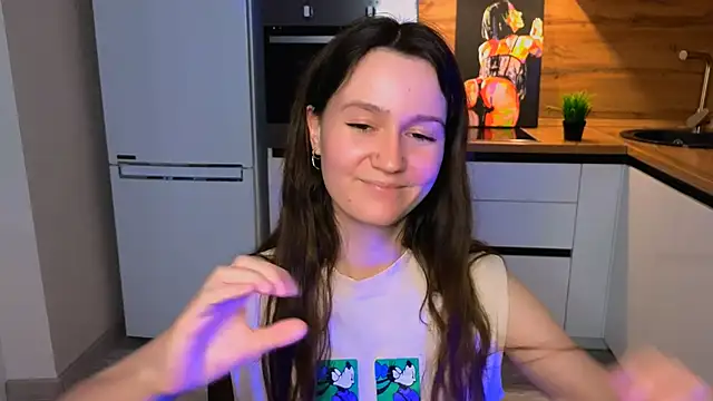 Snapshot of ameli_moon chatting on 03/22/25, 05:52 ameli moon online show from 03/22/25, 05:52