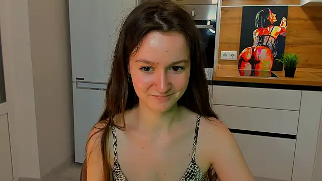 Snapshot of ameli_moon chatting on 01/27/25, 04:01 ameli moon online show from 01/27/25, 04:01