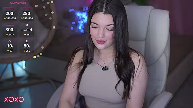 YourLolaBunny online show from 04/10/26, 06:20