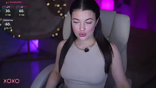 YourLolaBunny online show from 03/19/26, 08:09