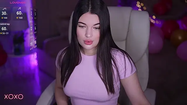 YourLolaBunny online show from 02/07/26, 07:16