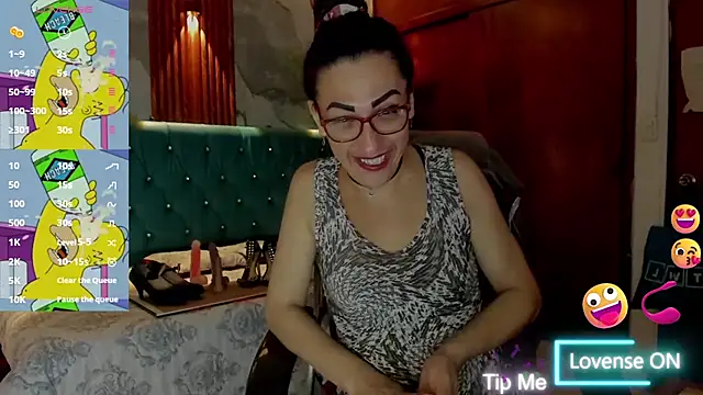 Snapshot of sabrina_dupont chatting on 06/23/26, 12:58 sabrina dupont online show from 06/23/26, 12:58