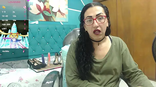 Snapshot of sabrina_dupont chatting on 10/05/25, 12:51 sabrina dupont online show from 10/05/25, 12:51