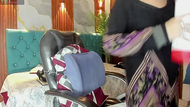 sabrina dupont online show from 04/14/26, 01:05