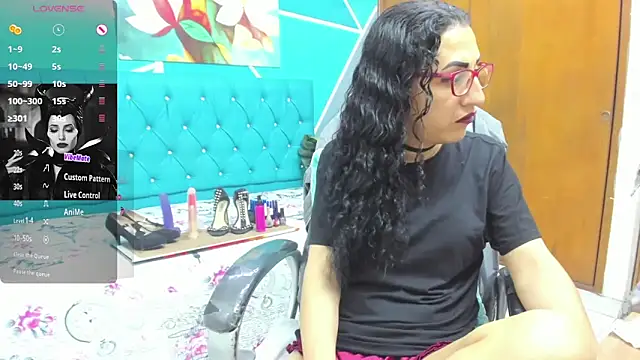 Snapshot of sabrina_dupont chatting on 10/21/25, 12:48 sabrina dupont online show from 10/21/25, 12:48