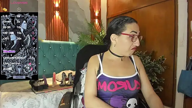 Snapshot of sabrina_dupont chatting on 01/07/26, 01:05 sabrina dupont online show from 01/07/26, 01:05