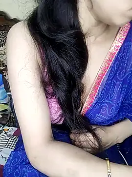 Snapshot of Fair-magic-woman chatting on 12/20/25, 09:50 Fair-magic-woman online show from 12/20/25, 09:50