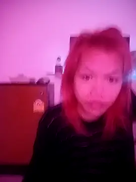 Snapshot of BiaJa20 chatting on 01/24/25, 03:43 BiaJa20 online show from 01/24/25, 03:43