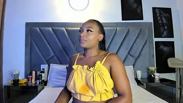 brenda nova18 online show from 03/23/26, 07:14