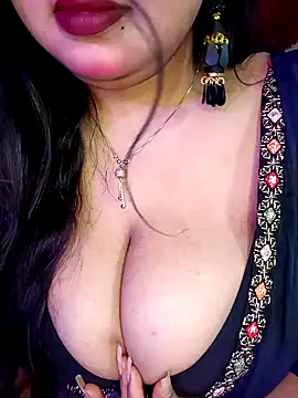 Suhanakhan00 online show from 03/09/25, 06:06