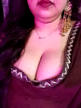 Snapshot of Suhanakhan00 chatting on 05/25/26, 07:12 Suhanakhan00 online show from 05/25/26, 07:12